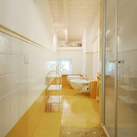 Casa Vacanze La Rocchetta Holiday home *